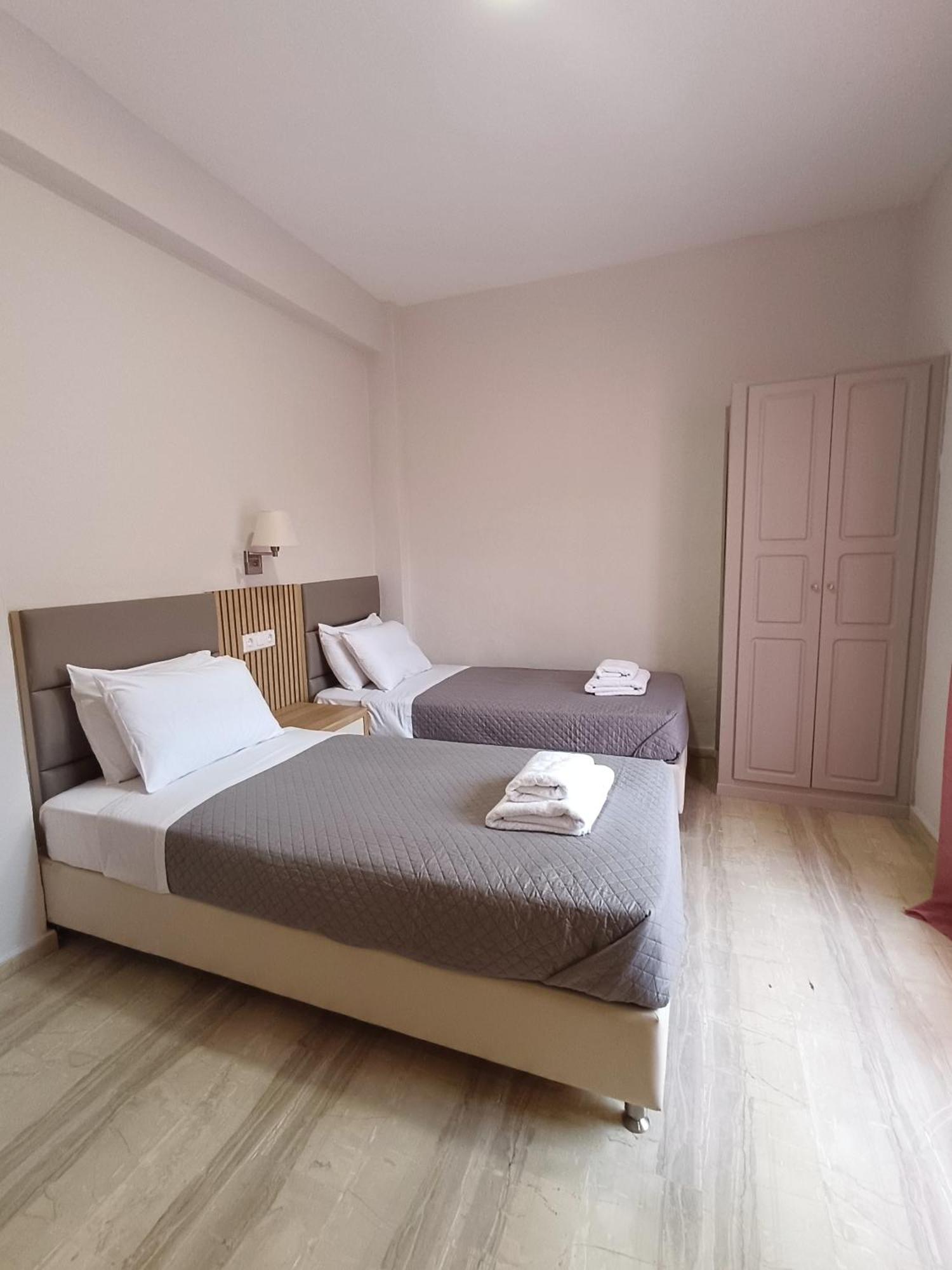 Dora'S Apartments Kavos Bagian luar foto